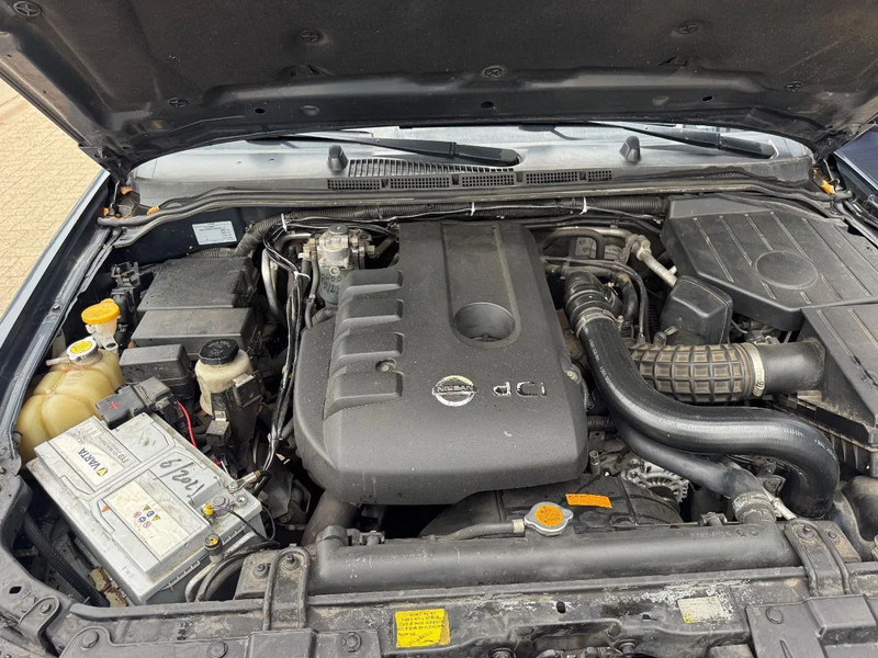 Voiture Nissan Pathfinder **2,5D-AIRCO-BELGIAN CAR**: photos 16 Voiture Nissan Pathfinder **2,5D-AIRCO-BELGIAN CAR**: photos 16