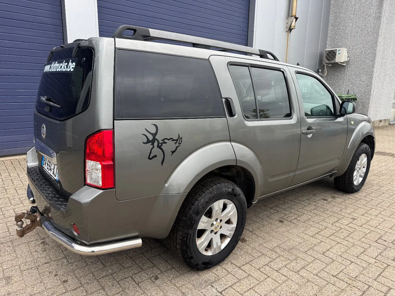 Nissan Pathfinder **AIRCO-EURO 3-7 SEATS** - Voiture: photos 4 Nissan Pathfinder **AIRCO-EURO 3-7 SEATS** - Voiture: photos 4