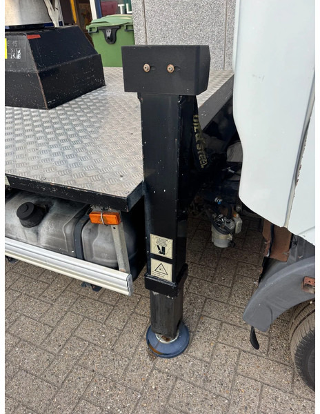 Renault Maxity 130 **10M WORKING PLATFORM-NACELLE-HOOGWERKER** - Véhicule utilitaire: photos 4 Renault Maxity 130 **10M WORKING PLATFORM-NACELLE-HOOGWERKER** - Véhicule utilitaire: photos 4