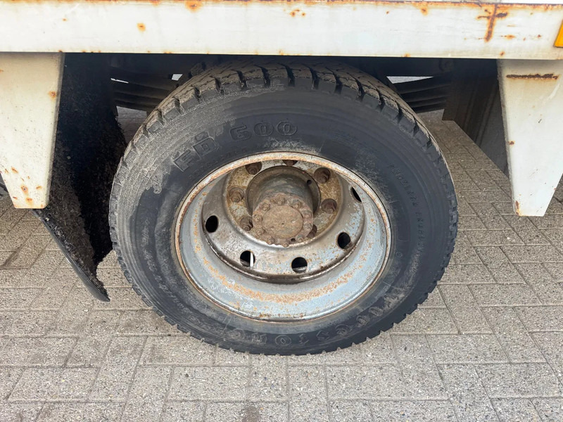 Volvo FL 611 **BELGIAN TRUCK-89000Km-TOPSHAPE** - Camion à rideaux coulissants: photos 4 Volvo FL 611 **BELGIAN TRUCK-89000Km-TOPSHAPE** - Camion à rideaux coulissants: photos 4