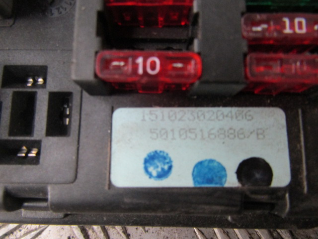 DAF CF65 FUSEBOARD 151023 020406 - Système électrique pour Camion: photos 2 DAF CF65 FUSEBOARD 151023 020406 - Système électrique pour Camion: photos 2