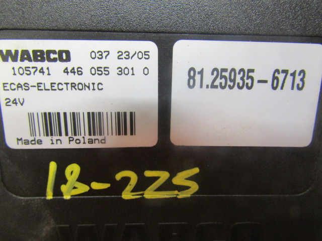 MAN M2000 18.225 ECAS ECU P/NO 81.25935.6713 - Bloc de gestion pour Camion: photos 2 MAN M2000 18.225 ECAS ECU P/NO 81.25935.6713 - Bloc de gestion pour Camion: photos 2