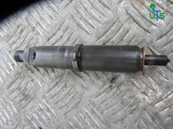 MERCEDES 609 / 709 / 811 T2 INJECTORS BOSCH SET 4X - Préparation du carburant pour Camion: photos 2 MERCEDES 609 / 709 / 811 T2 INJECTORS BOSCH SET 4X - Préparation du carburant pour Camion: photos 2