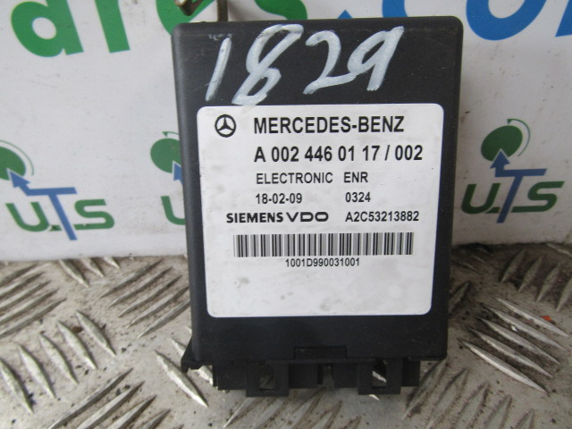 MERCEDES AXOR ENR LEVEL CONTROL UNIT P/NO A002 446 01 17/002 - Bloc de gestion pour Camion: photos 1 MERCEDES AXOR ENR LEVEL CONTROL UNIT P/NO A002 446 01 17/002 - Bloc de gestion pour Camion: photos 1
