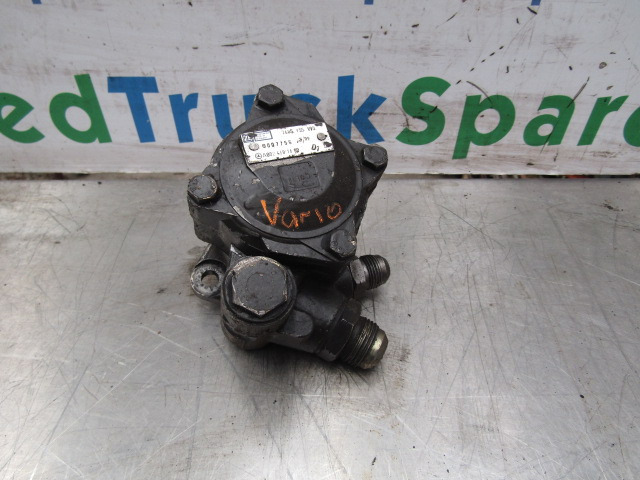 MERCEDES VARIO ZF POWER STEERING PUMP P/NO 00024681680 - Commande de gouvernail pour Camion: photos 1 MERCEDES VARIO ZF POWER STEERING PUMP P/NO 00024681680 - Commande de gouvernail pour Camion: photos 1