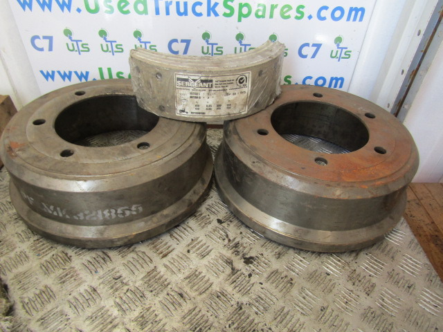 MITSUBISHI CANTER 6.5T REAR BRAKE DRUMS (PAIR) MK321855 (NEW) - Pièces de frein pour Camion: photos 1 MITSUBISHI CANTER 6.5T REAR BRAKE DRUMS (PAIR) MK321855 (NEW) - Pièces de frein pour Camion: photos 1