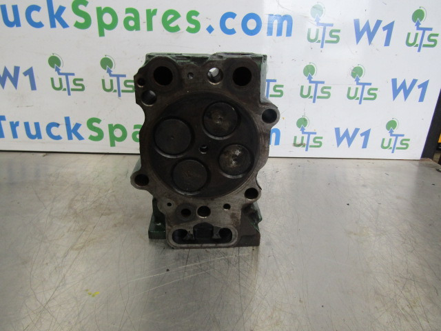 SCANIA 144/164 V8 CYLINDER HEAD - Moteur et pièces pour Camion: photos 3 SCANIA 144/164 V8 CYLINDER HEAD - Moteur et pièces pour Camion: photos 3