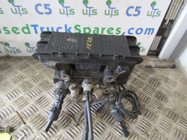 VOLVO FE EBS MODULATOR VALVE EURO 6 - Bloc de gestion pour Camion: photos 2 VOLVO FE EBS MODULATOR VALVE EURO 6 - Bloc de gestion pour Camion: photos 2