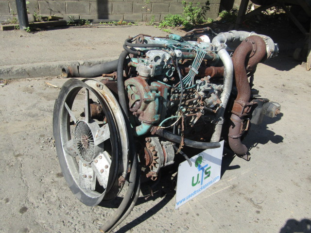 VOLVO TD61 FL6 MANUAL PUMP ENGINE COMPLETE - Moteur pour Camion: photos 2 VOLVO TD61 FL6 MANUAL PUMP ENGINE COMPLETE - Moteur pour Camion: photos 2
