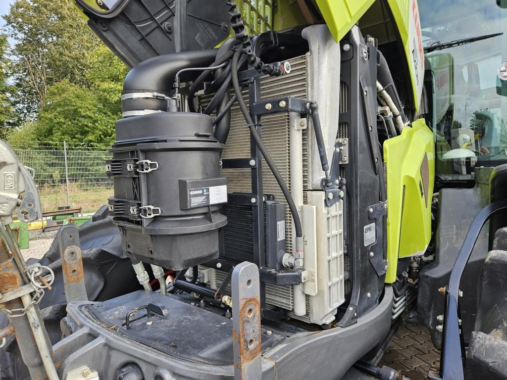 CLAAS AXION 830 CMATIC - Tracteur agricole: photos 4 CLAAS AXION 830 CMATIC - Tracteur agricole: photos 4
