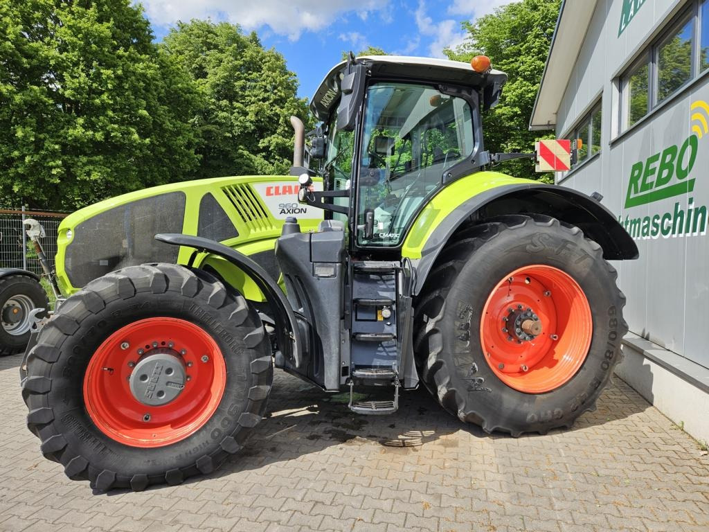 CLAAS AXION 960 - Tracteur agricole: photos 1 CLAAS AXION 960 - Tracteur agricole: photos 1