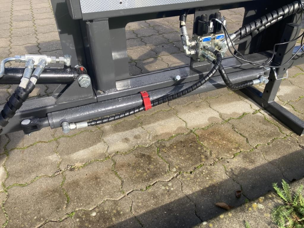 Fliegl ASTSCHERE 1450 - Broyeur/ Épareuse: photos 2 Fliegl ASTSCHERE 1450 - Broyeur/ Épareuse: photos 2