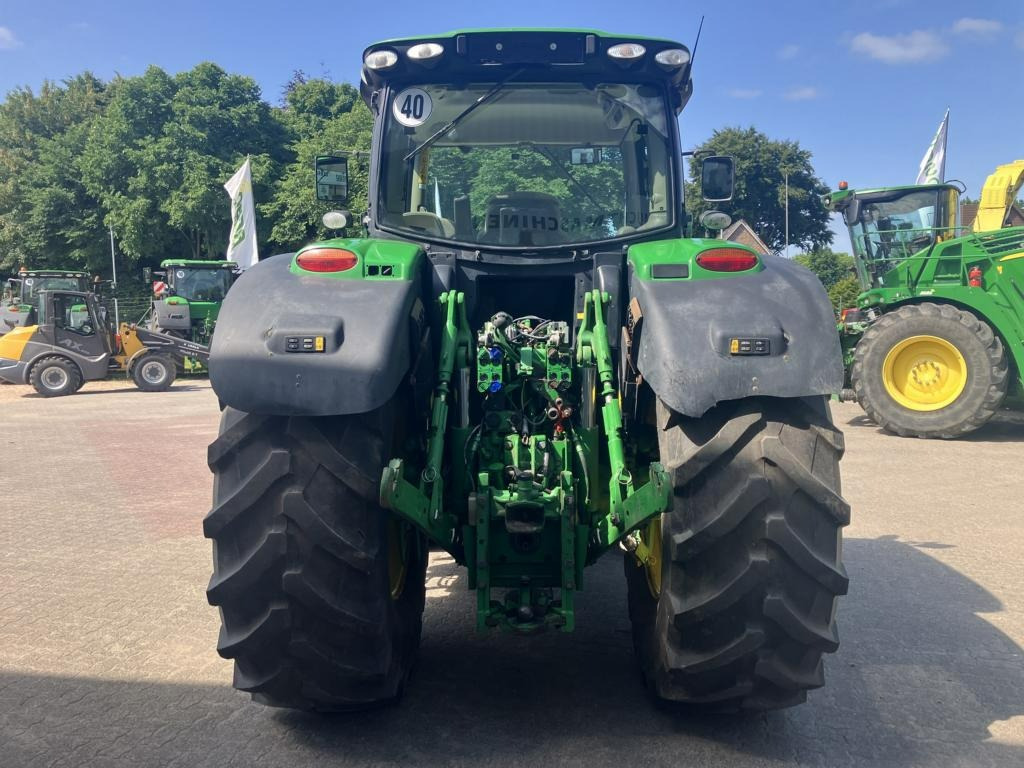 Tracteur agricole John Deere 6210R: photos 21
