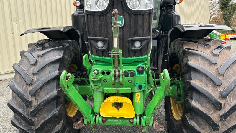 Tracteur agricole John Deere 6230 R: photos 17