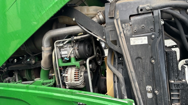 Tracteur agricole John Deere 6230 R: photos 13