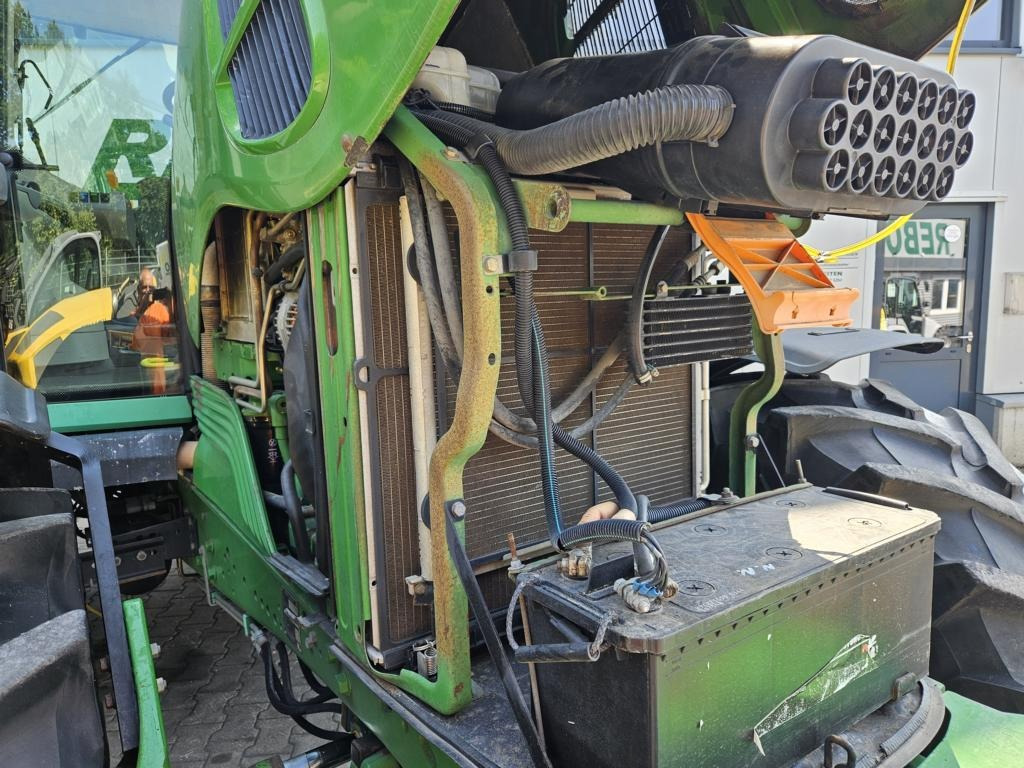 John Deere 6830 Premium - Tracteur agricole: photos 3 John Deere 6830 Premium - Tracteur agricole: photos 3