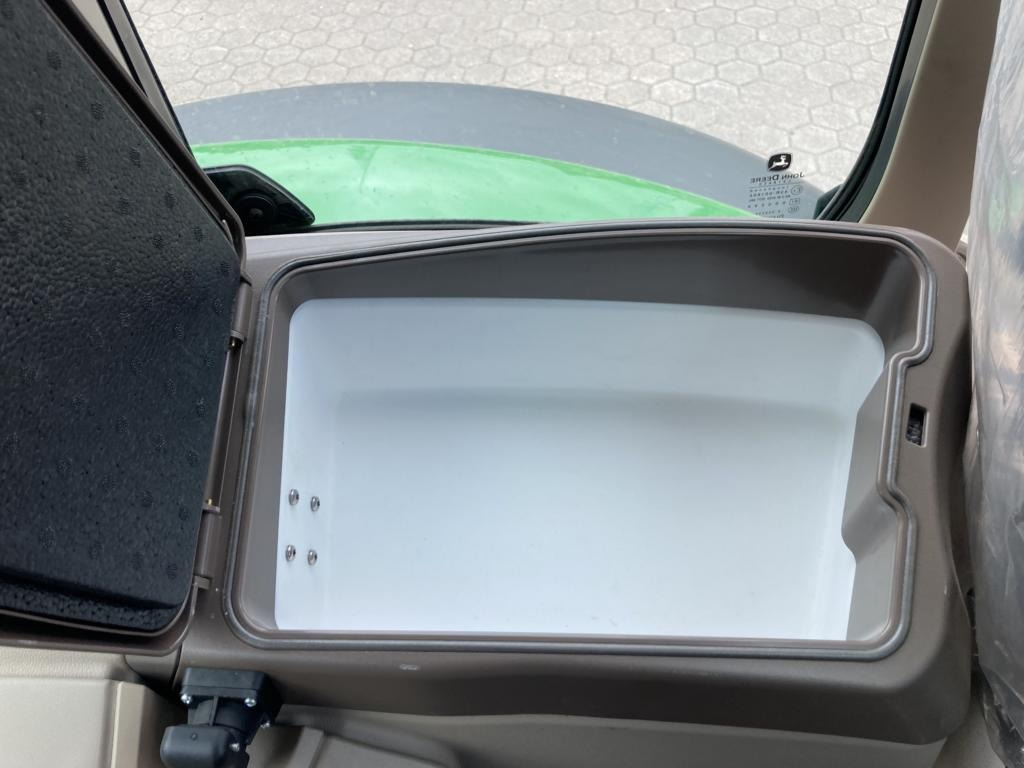 John Deere 6R140 - Tracteur agricole: photos 4 John Deere 6R140 - Tracteur agricole: photos 4