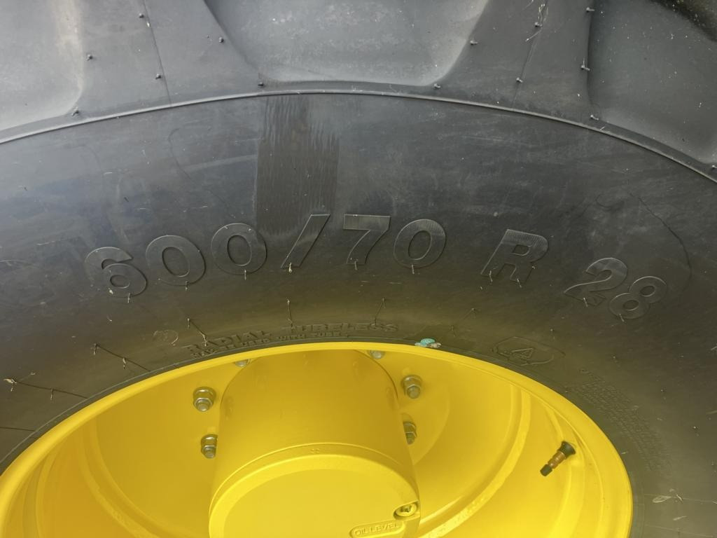 John Deere 6R215 - Tracteur agricole: photos 4 John Deere 6R215 - Tracteur agricole: photos 4