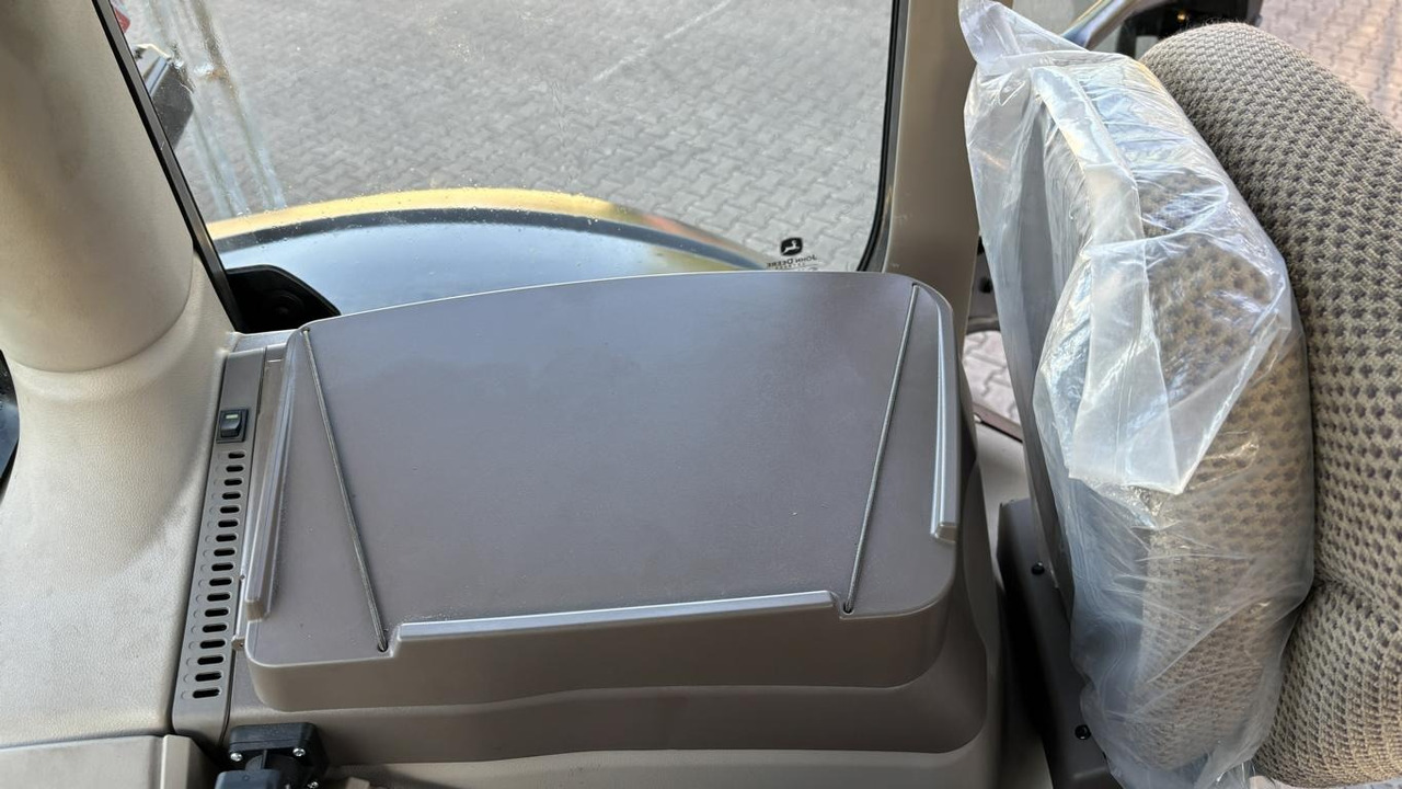 John Deere 6R250 - crédit-bail John Deere 6R250: photos 9