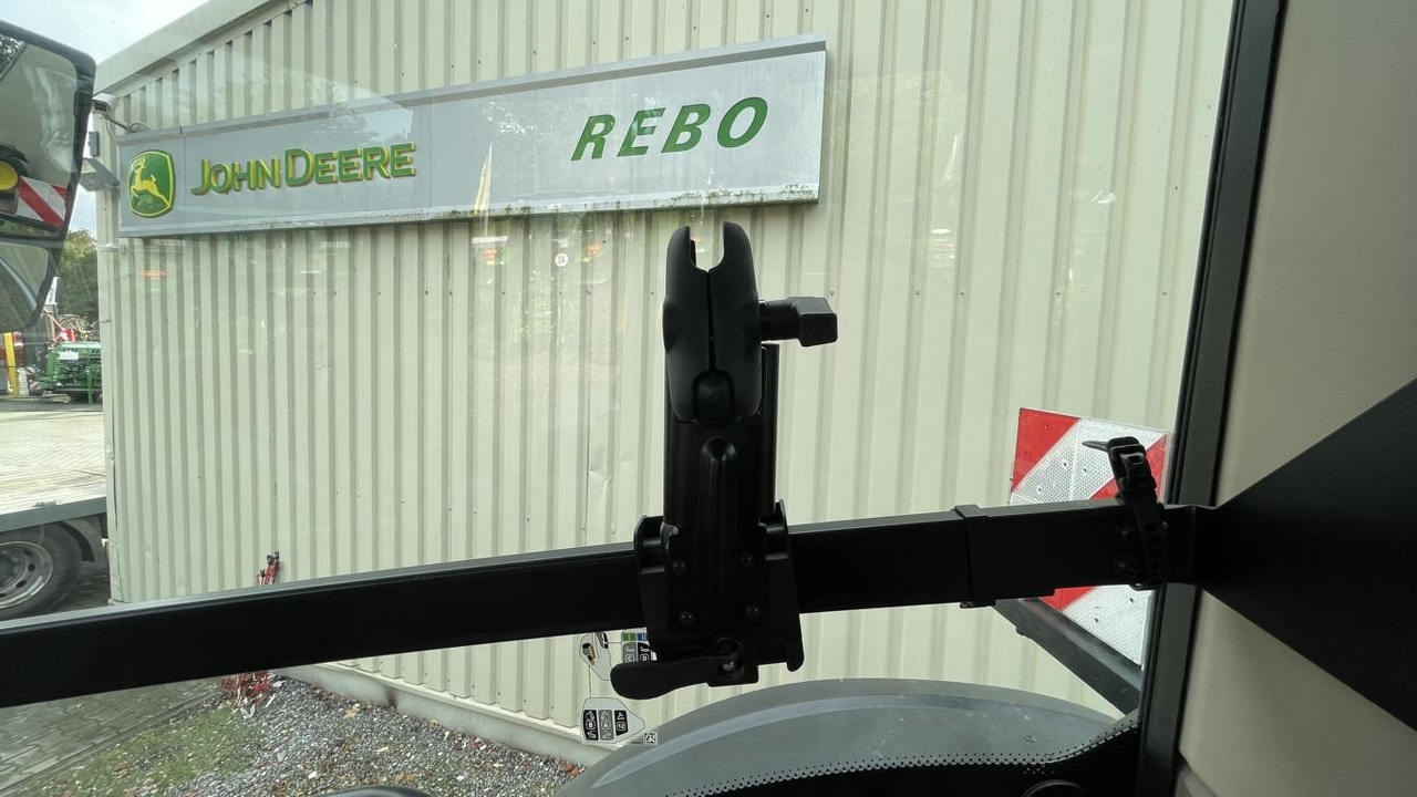 John Deere 6R250 - Tracteur agricole: photos 2 John Deere 6R250 - Tracteur agricole: photos 2