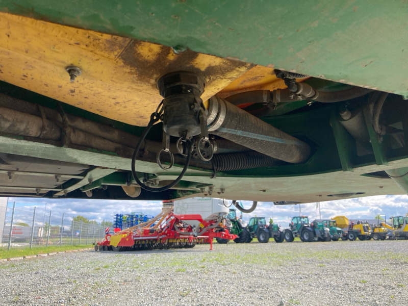 John Deere R975i - Pulvérisateur: photos 4 John Deere R975i - Pulvérisateur: photos 4