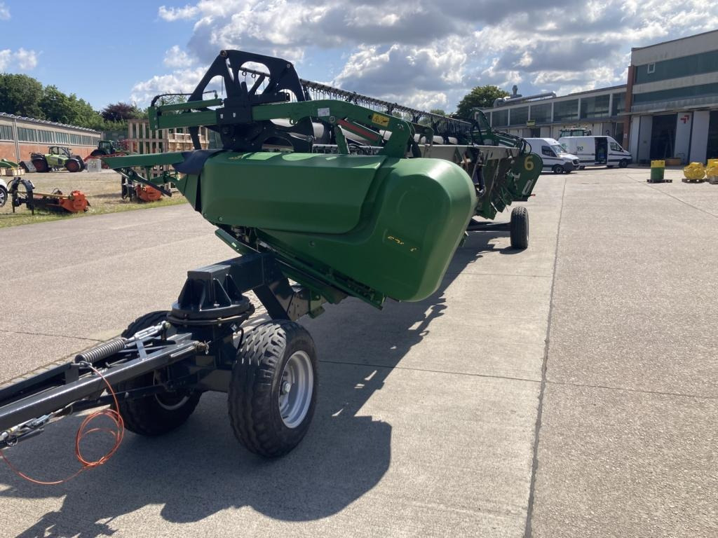 John Deere SCHNEIDWERK 630X - Moissonneuse-batteuse: photos 2 John Deere SCHNEIDWERK 630X - Moissonneuse-batteuse: photos 2