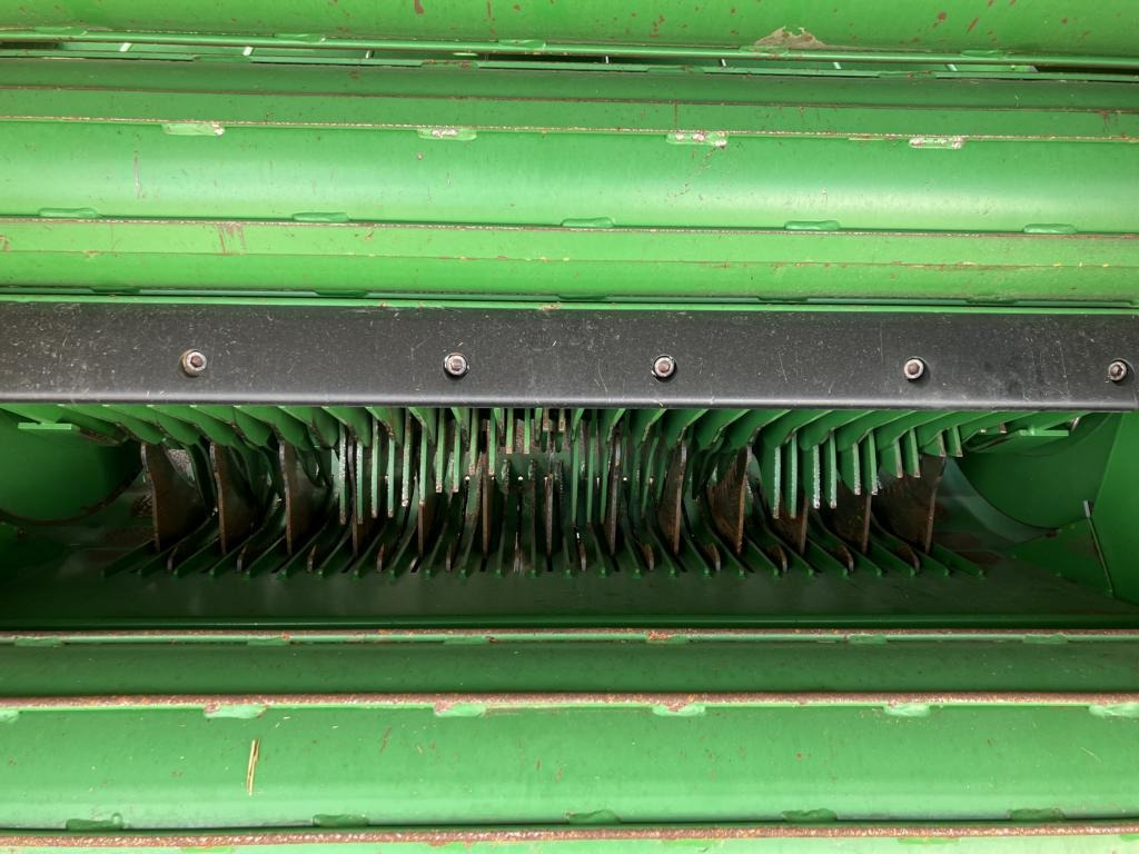 John Deere V461M - PAKET FÜR RUNDBALLENPR - Enrubanneuse: photos 5 John Deere V461M - PAKET FÜR RUNDBALLENPR - Enrubanneuse: photos 5