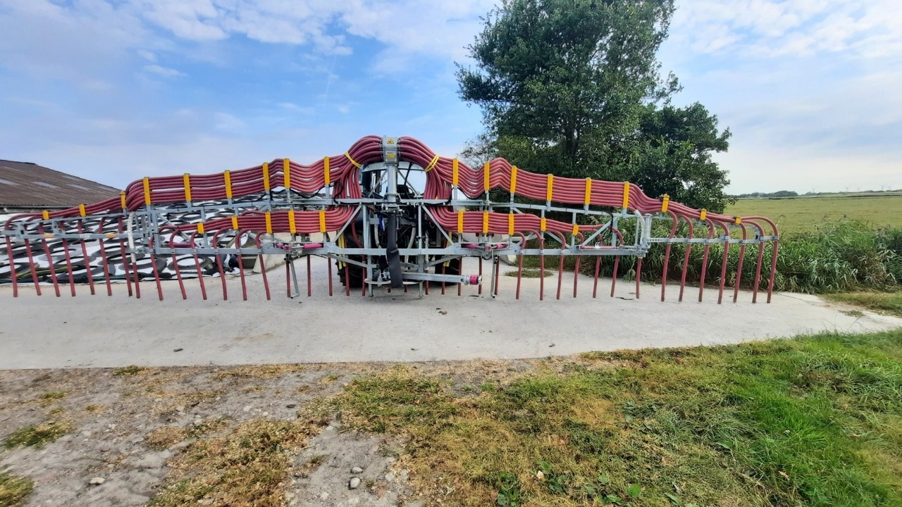 Distributeur d'engrais Profipack 12m: photos 10 Distributeur d'engrais Profipack 12m: photos 10