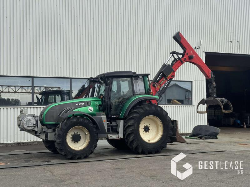 VALTRA T162 VERSU - PALFINGER M70A - Autre matériel: photos 1 VALTRA T162 VERSU - PALFINGER M70A - Autre matériel: photos 1