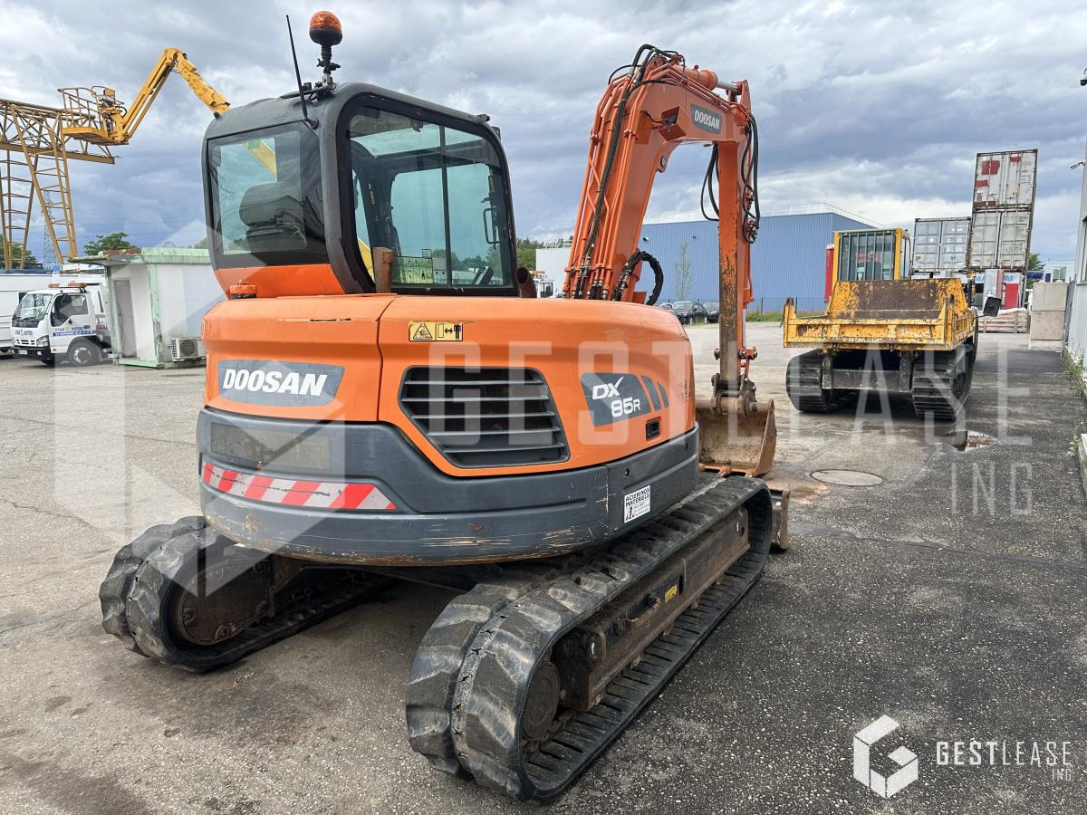 Doosan DX85R-3 - Mini pelle: photos 3 Doosan DX85R-3 - Mini pelle: photos 3