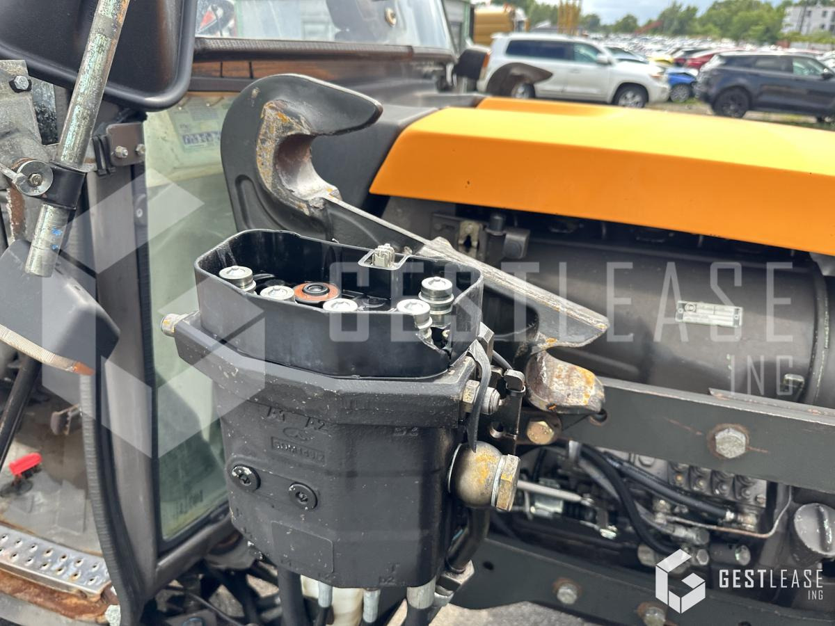 Tracteur agricole Renault PALES 240: photos 7 Tracteur agricole Renault PALES 240: photos 7