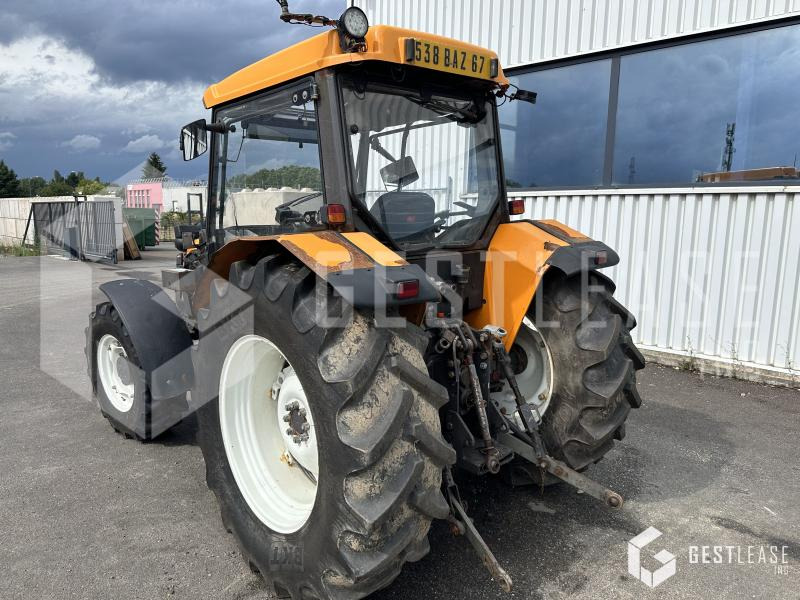 Renault PALES 240 - Tracteur agricole: photos 2 Renault PALES 240 - Tracteur agricole: photos 2