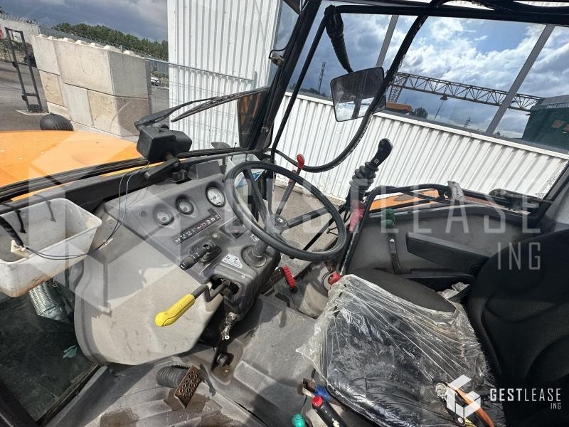 Tracteur agricole Renault PALES 240: photos 12 Tracteur agricole Renault PALES 240: photos 12