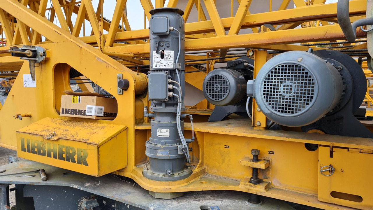 Liebherr 42K.1 - Grue à tour: photos 2 Liebherr 42K.1 - Grue à tour: photos 2