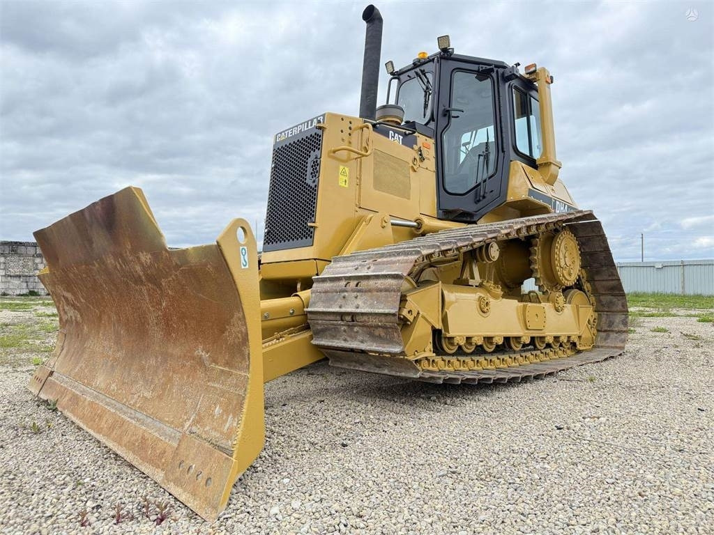 CAT D4H LGP - Bulldozer: photos 2 CAT D4H LGP - Bulldozer: photos 2