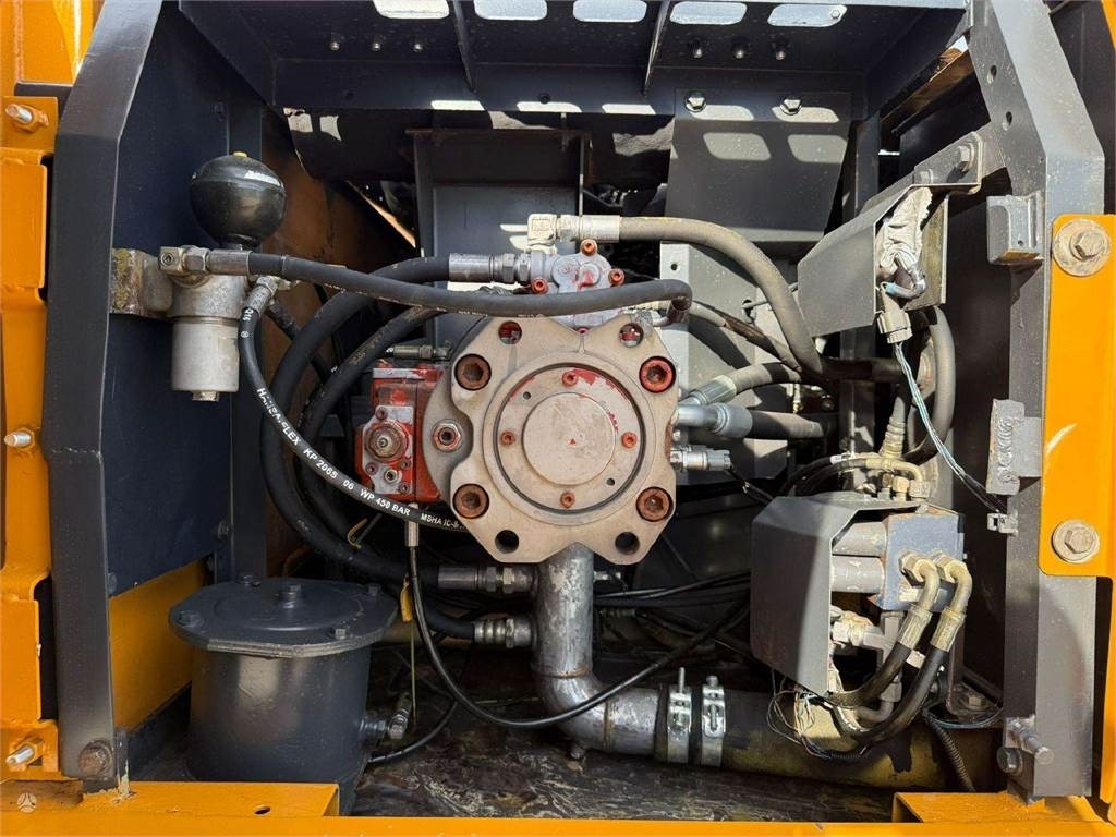 Pelle sur chenille Case CX 210 Longreach 16 m: photos 10 Pelle sur chenille Case CX 210 Longreach 16 m: photos 10