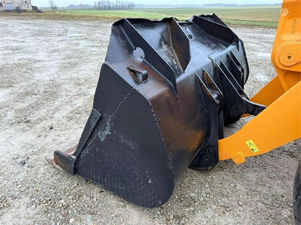 Chargeuse sur pneus Hyundai HL757-7, third line: photos 13