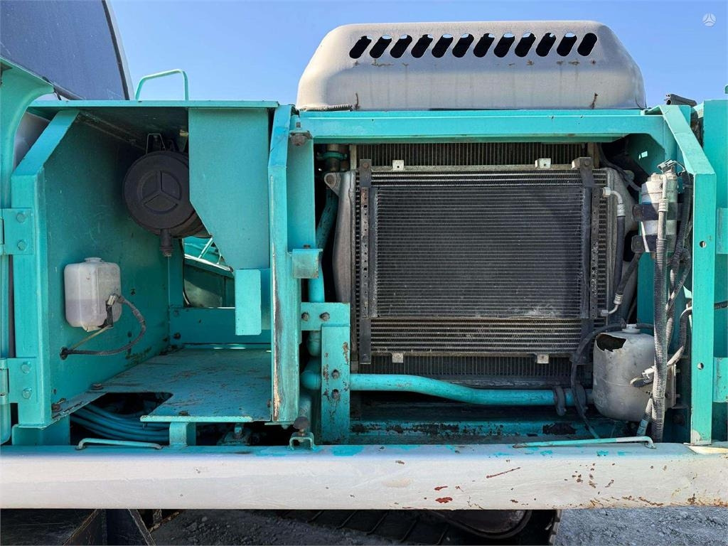 Kobelco SK 250 NLC-6 FOR SPARE PARTS - Pelle sur chenille: photos 5 Kobelco SK 250 NLC-6 FOR SPARE PARTS - Pelle sur chenille: photos 5