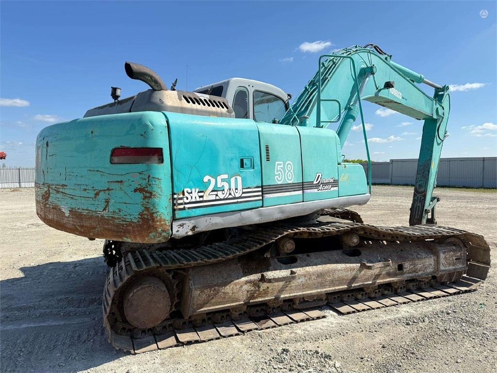 Kobelco SK 250 NLC-6 FOR SPARE PARTS - Pelle sur chenille: photos 3 Kobelco SK 250 NLC-6 FOR SPARE PARTS - Pelle sur chenille: photos 3