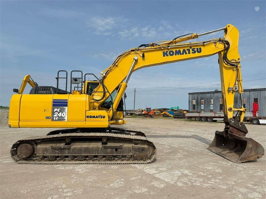 Komatsu PC 240 LC-10 - Pelle sur chenille: photos 5 Komatsu PC 240 LC-10 - Pelle sur chenille: photos 5