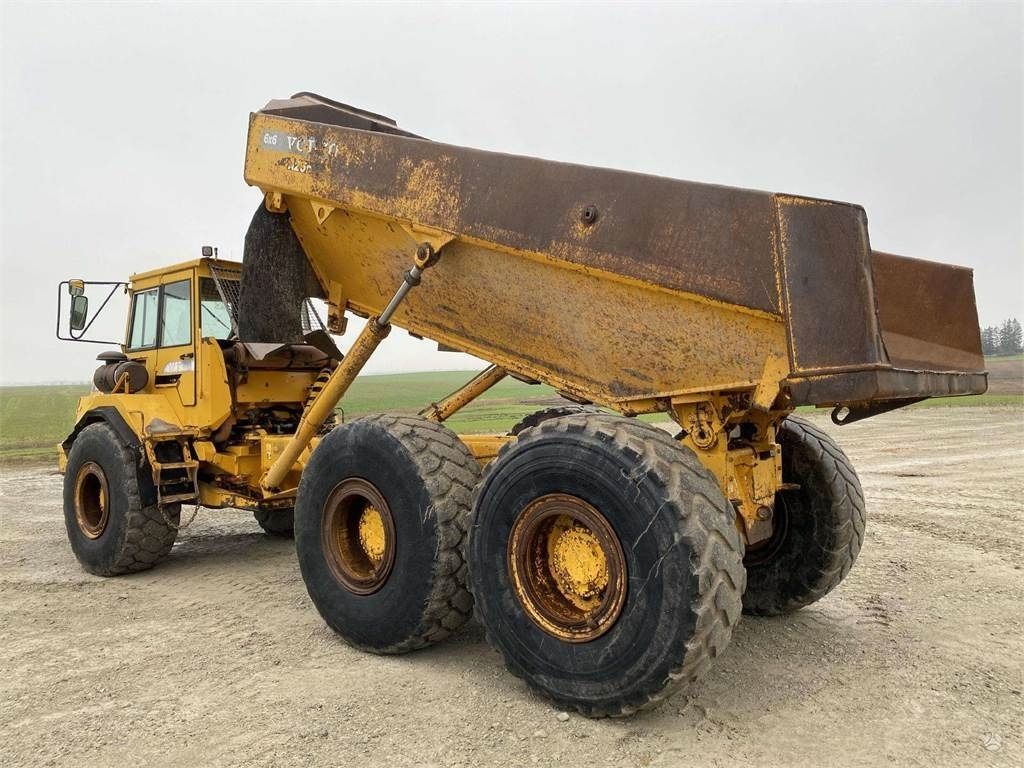 Volvo A25C , Nr.6 - Tombereau articulé: photos 4 Volvo A25C , Nr.6 - Tombereau articulé: photos 4