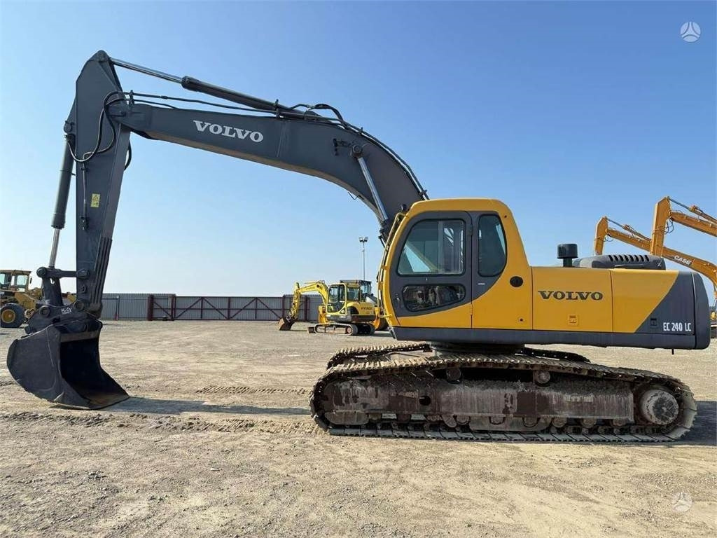 Volvo EC 240 LC - Pelle sur chenille: photos 2 Volvo EC 240 LC - Pelle sur chenille: photos 2
