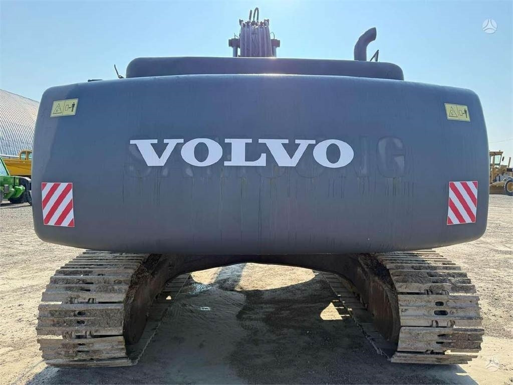 Volvo EC 240 LC - Pelle sur chenille: photos 4 Volvo EC 240 LC - Pelle sur chenille: photos 4