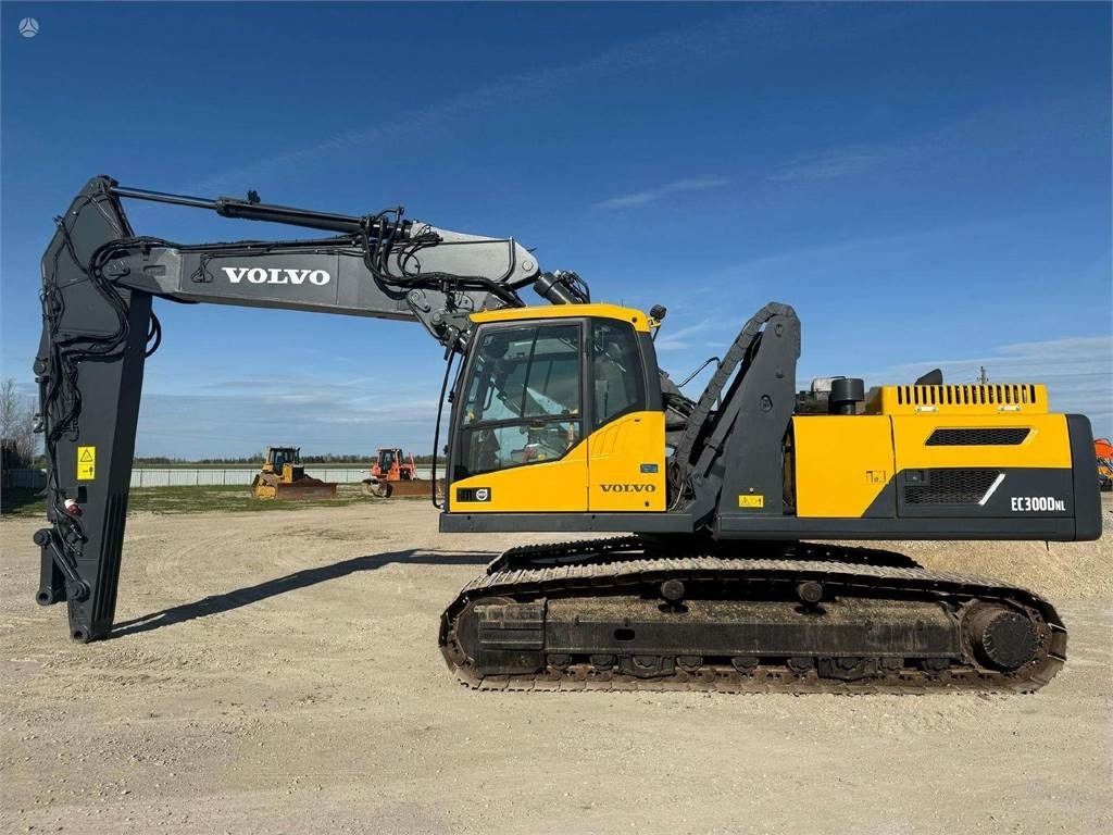 Volvo EC 300 DNL Cabin Lift  - Pelle sur chenille: photos 5 Volvo EC 300 DNL Cabin Lift  - Pelle sur chenille: photos 5