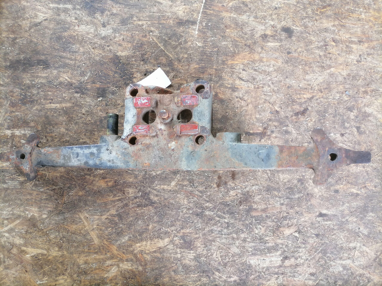 DAF Air suspension bracket 1253155 - Essieu et pièces pour Camion: photos 4 DAF Air suspension bracket 1253155 - Essieu et pièces pour Camion: photos 4
