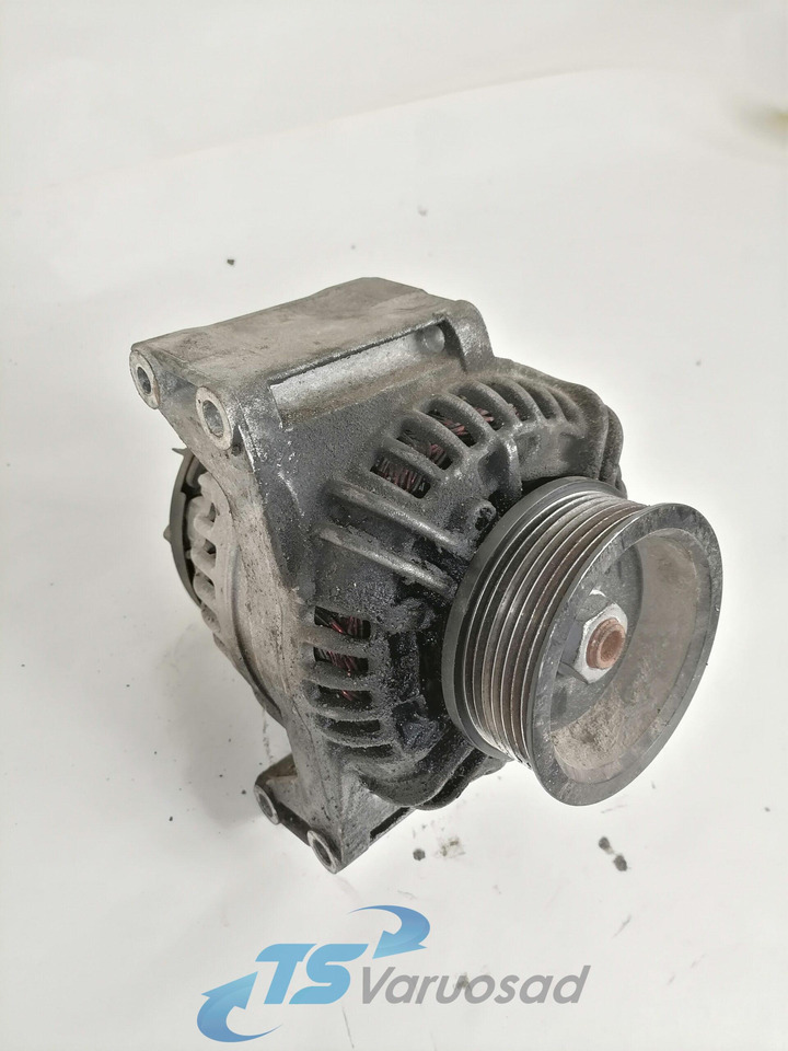 DAF Alternator 0124555117 - Alternateur pour Camion: photos 1 DAF Alternator 0124555117 - Alternateur pour Camion: photos 1