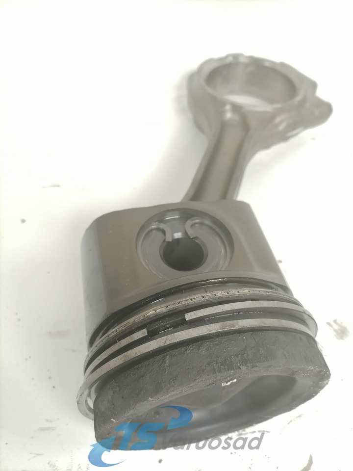DAF Connecting rod + piston 1747552 - Pistons/ Anneaux/ Manchons pour Camion: photos 4 DAF Connecting rod + piston 1747552 - Pistons/ Anneaux/ Manchons pour Camion: photos 4