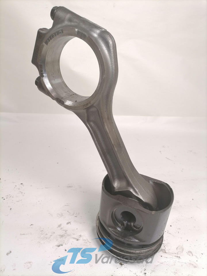 DAF Connecting rod + piston 1747552 - Pistons/ Anneaux/ Manchons pour Camion: photos 1 DAF Connecting rod + piston 1747552 - Pistons/ Anneaux/ Manchons pour Camion: photos 1