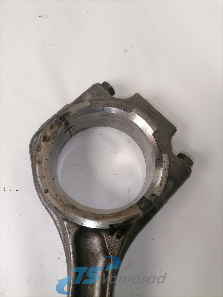 DAF Connecting rod + piston 1747552 - Pistons/ Anneaux/ Manchons pour Camion: photos 3 DAF Connecting rod + piston 1747552 - Pistons/ Anneaux/ Manchons pour Camion: photos 3
