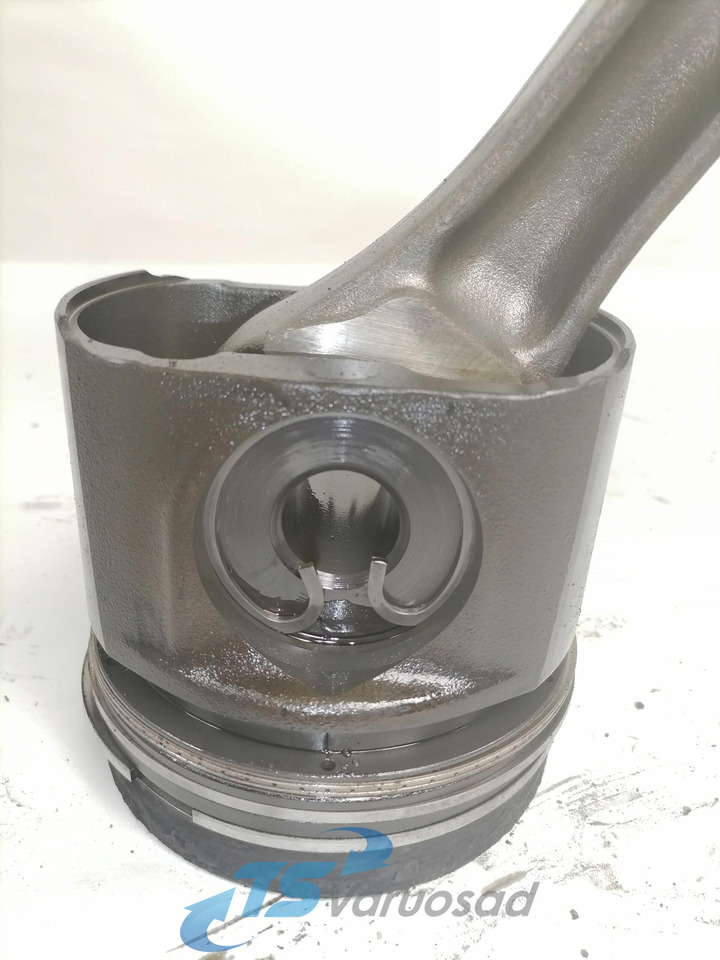 DAF Connecting rod + piston 1747552 - Pistons/ Anneaux/ Manchons pour Camion: photos 2 DAF Connecting rod + piston 1747552 - Pistons/ Anneaux/ Manchons pour Camion: photos 2